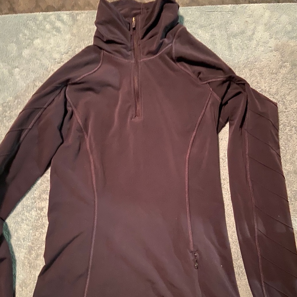 Lululemon 1/4 sweatshirt size 2